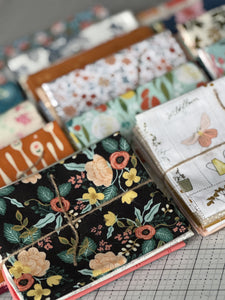 Fat Quarter Surprise Bundles