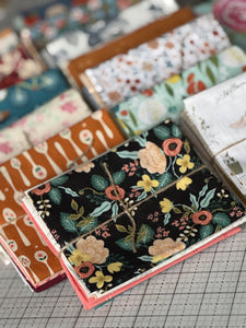 Fat Quarter Surprise Bundles